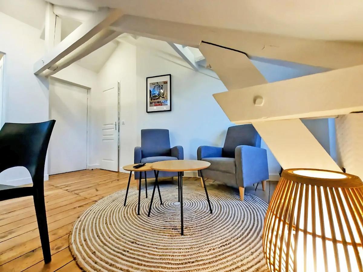 Appartement Premium Dans Une Belle Demeure - Hyper Centre-Ville De Reims Exteriör bild